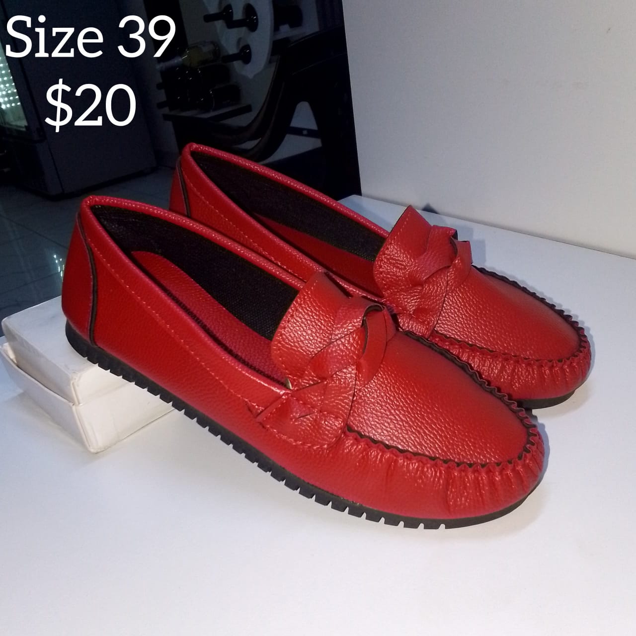 Red Bow Leather Loafers (Size 39)